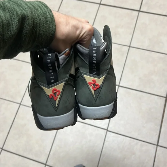 Jordan x Patta 7s - Picture 4 of 5